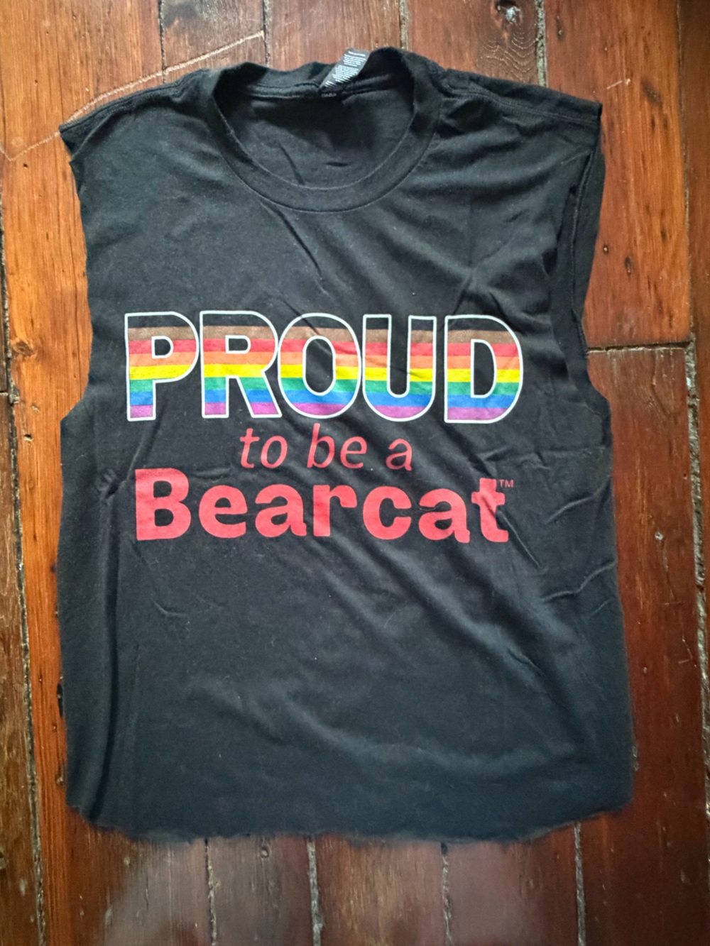 University of Cincinnati UC Bearcats “PROUD to be a Bearcat” Black Cropped Tank